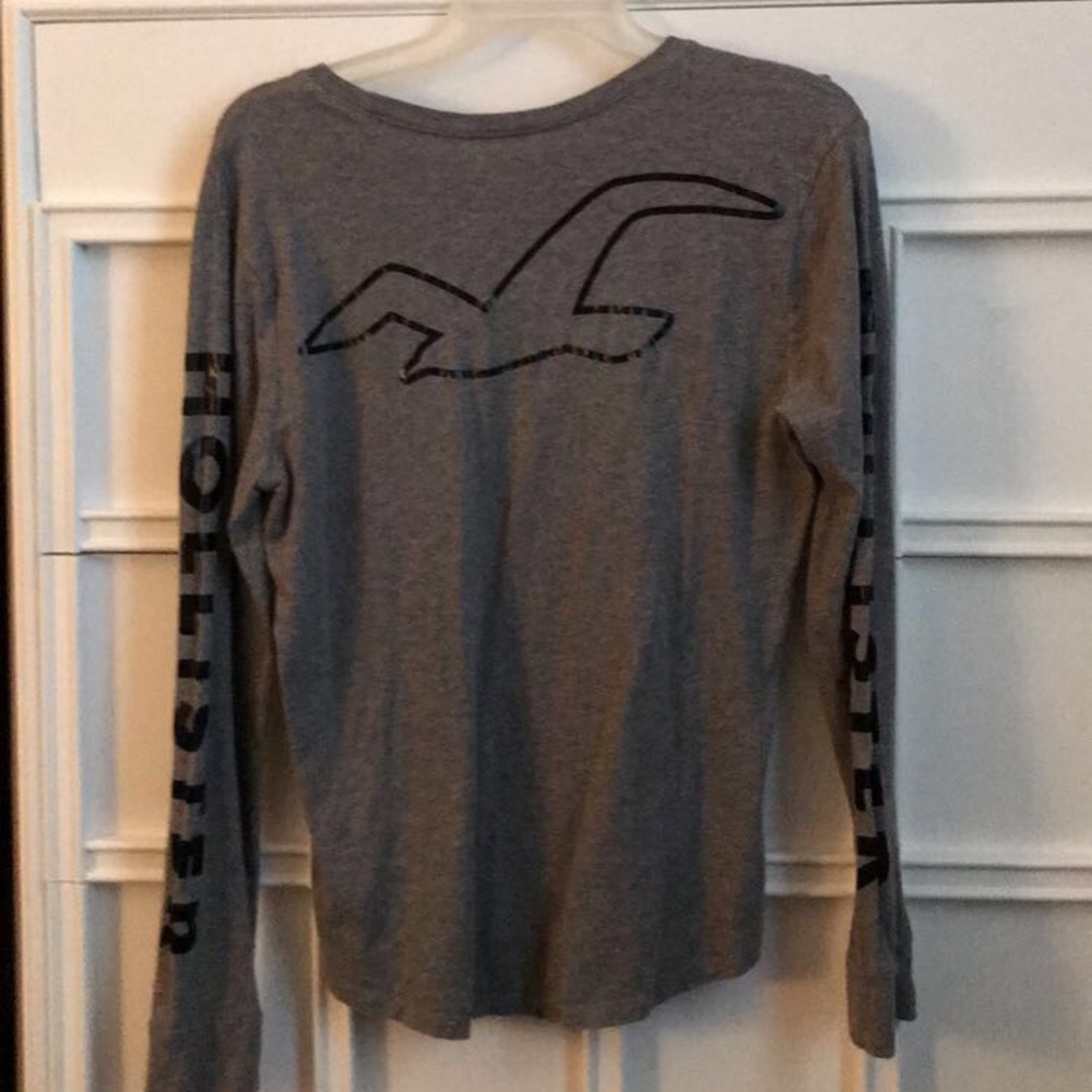 Hollister long sleeve tee